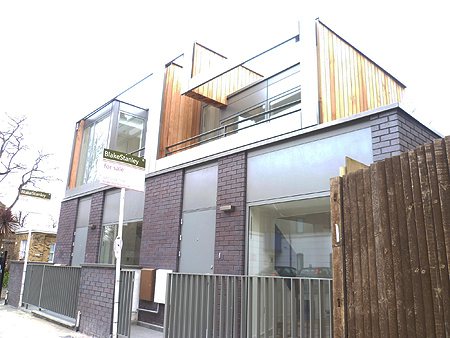 New contemporary urban dwellings hackney